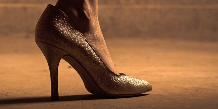 1398x2592 Chara women high heels | wallpaper.sc