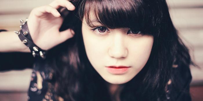 1400x1050 Cool Girl wallpaper | 1400x1050 | #26020