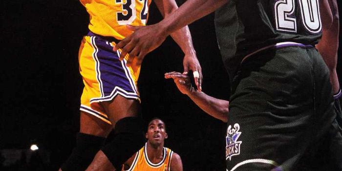 902x1200 Picture of Magic Johnson