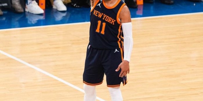 736x1104 Jalen Brunson | Basketball photography