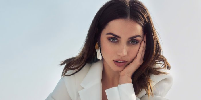 3800x2137 Celebrity Ana de Armas HD Wallpaper