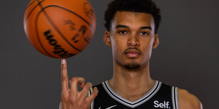 4000x2667 Rising Basketball Star HD Wallpaper