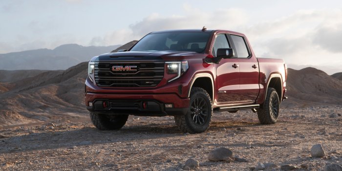 5120x2880 GMC Sierra AT4X Crew Cab 2022 5K