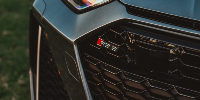 1440x2560 Audi RS 6 Avant Mobile Wallpapers