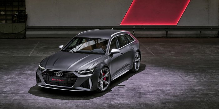 2560x1440 2020 Audi RS6 Avant Wallpapers