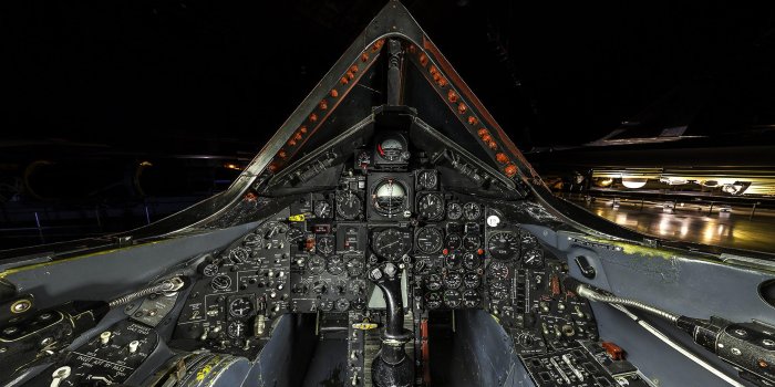2560x1440 SR-71 Cockpit [2560x1440] : r/wallpapers