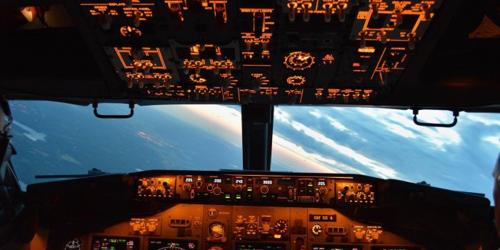 1920x1080 Boeing 737 Cockpit Wallpaper | Boeing