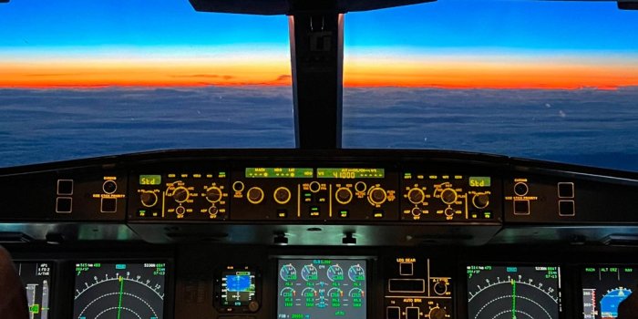 1080x1920 Everyday Airline Pilot on X: 