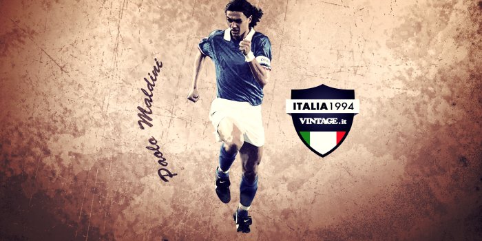 2560x1600 Wallpaper player, defender, Italian