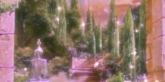 1080x1920 Fountain Sparkles Fairycore Background