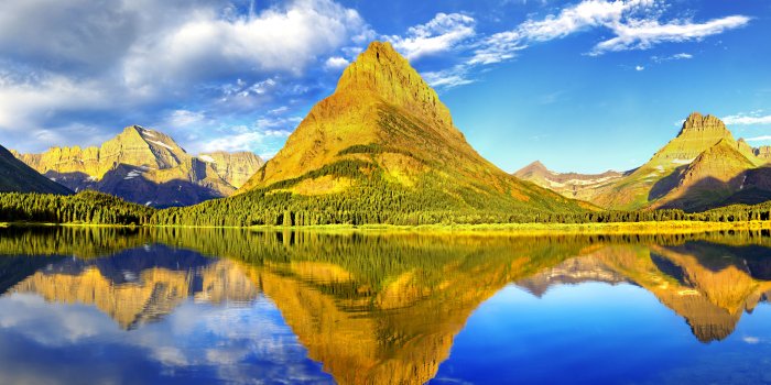 7680x2160 Mountain Scenery Dual Screen Wallpaper
