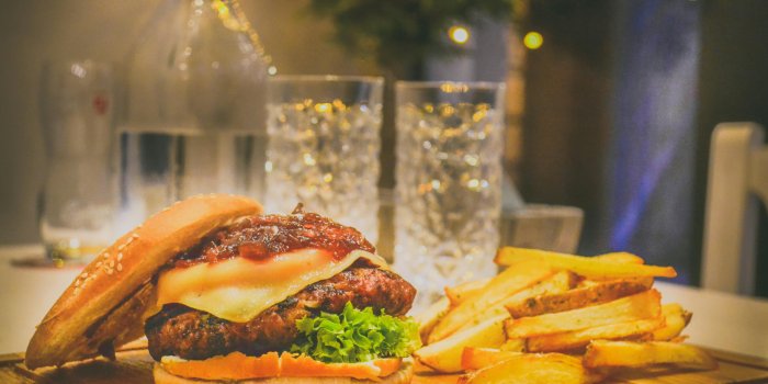 4608x3072 Fast Food Stock Photos & HD Images