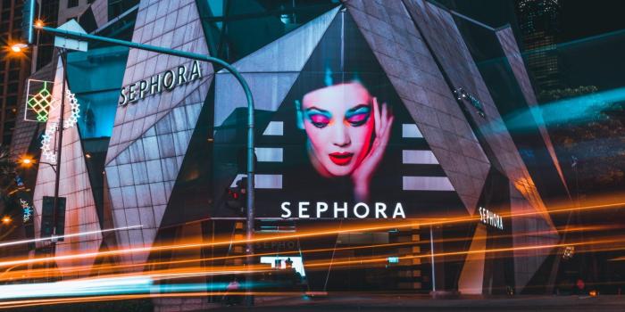 1440x810 Sephora to introduce cosmetics waste