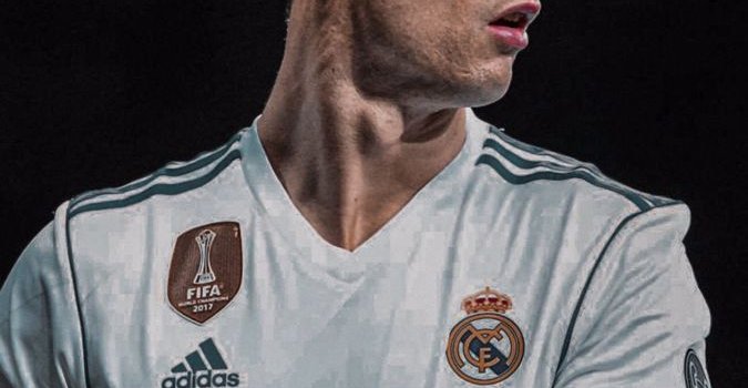 675x1200 Cristiano Ronaldo: Master of Soccer