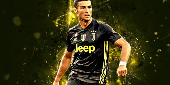 5120x2160 Cristiano Ronaldo Football 4K Wallpaper