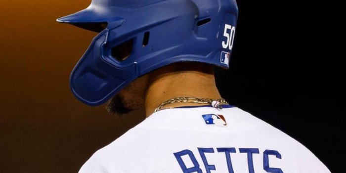 1080x1920 Download Mookie Betts Back Wallpaper