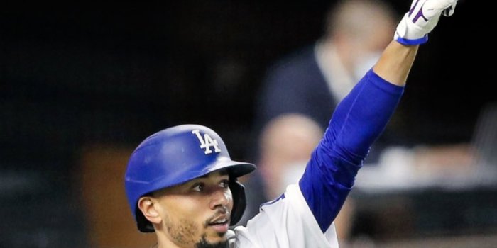 944x2048 Wallpaper - Mookie Betts : #Dodgers