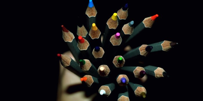 2600x1740 270+] Pencil Wallpapers