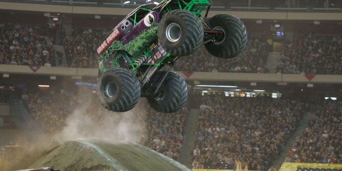 2560x1600 Monster Jam Wallpapers