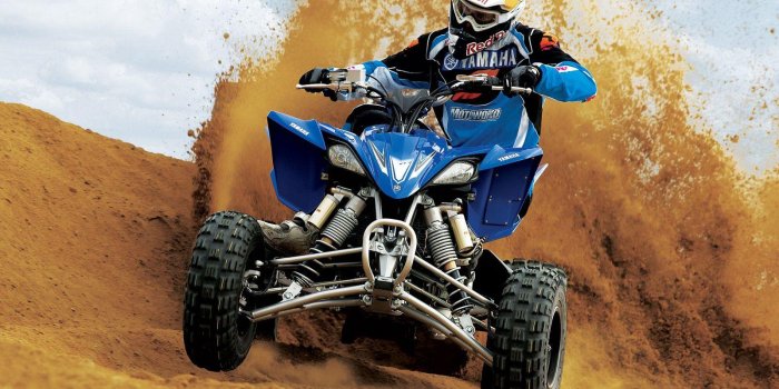 1600x1200 4 Wheelers Wallpapers
