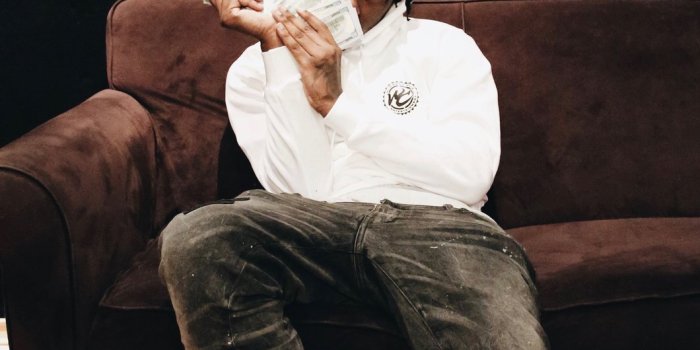 1060x1060 Sleepy Hallow Rapper Wallpapers