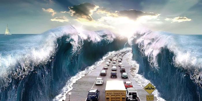 1920x1200 100+] Tsunamis Wallpapers | Wallpapers.com