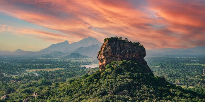 2560x1440 The Best Time to Visit Sri Lanka
