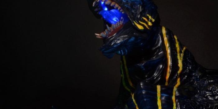 861x1300 Pacific Rim KAIJU Knifehead Lightup