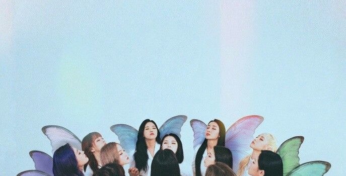 687x1280 Loona MV 