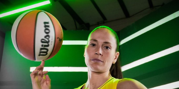 828x1792 Sue Bird