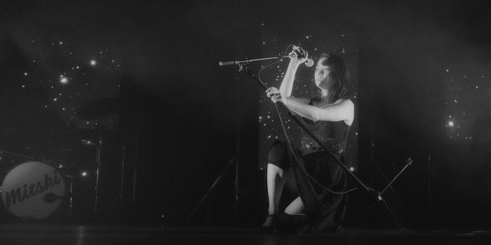 2560x1707 File:Mitski (31818144188).jpg