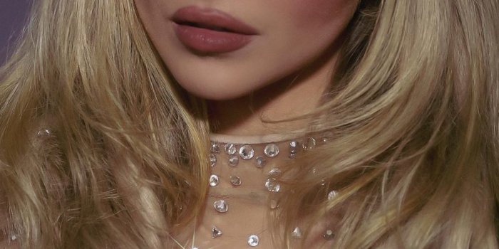 899x1798 sabrina carpenter wallpaper on Tumblr