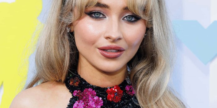 1200x1200 Download free Sabrina Carpenter Floral