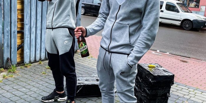 1080x1350 Tech Fleece Wallpapers