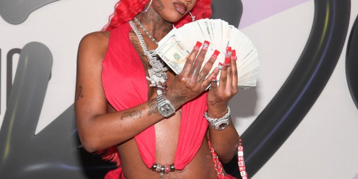 1600x1600 Donald Trump Comments