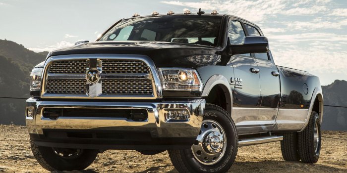 2048x1536 Dodge Truck Wallpapers