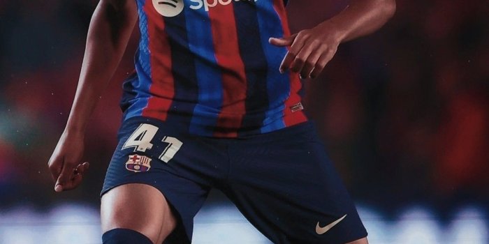 1152x2048 Lamine Yamal