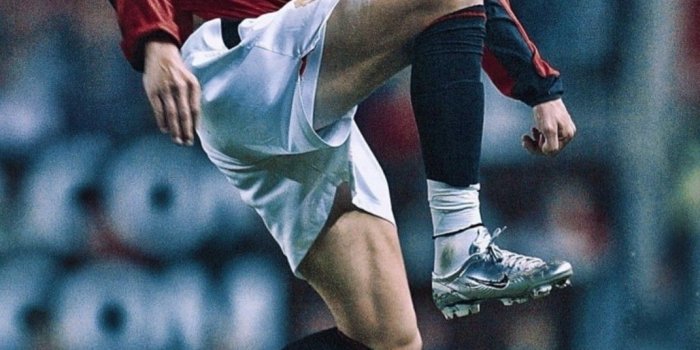 1071x1904 Young Cristiano Ronaldo