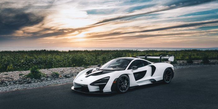 2048x1365 Download White Car Car McLaren Supercar