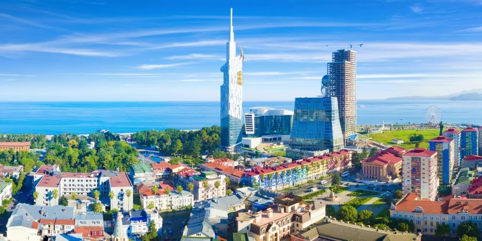 4000x1468 Batumi | musement