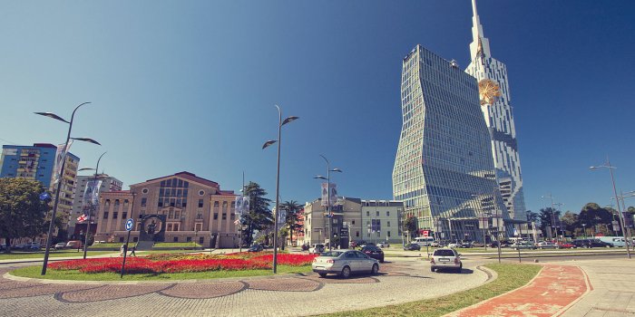 1280x853 File:Hotel Radisson Batumi, Georgia.jpg