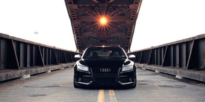 1920x1114 Sleek Audi S6 in Motion Wallpaper