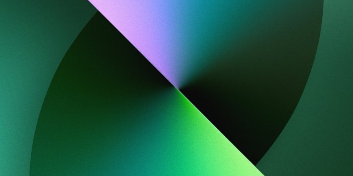 2500x5413 iPhone 13 (Green) Stock Wallpaper