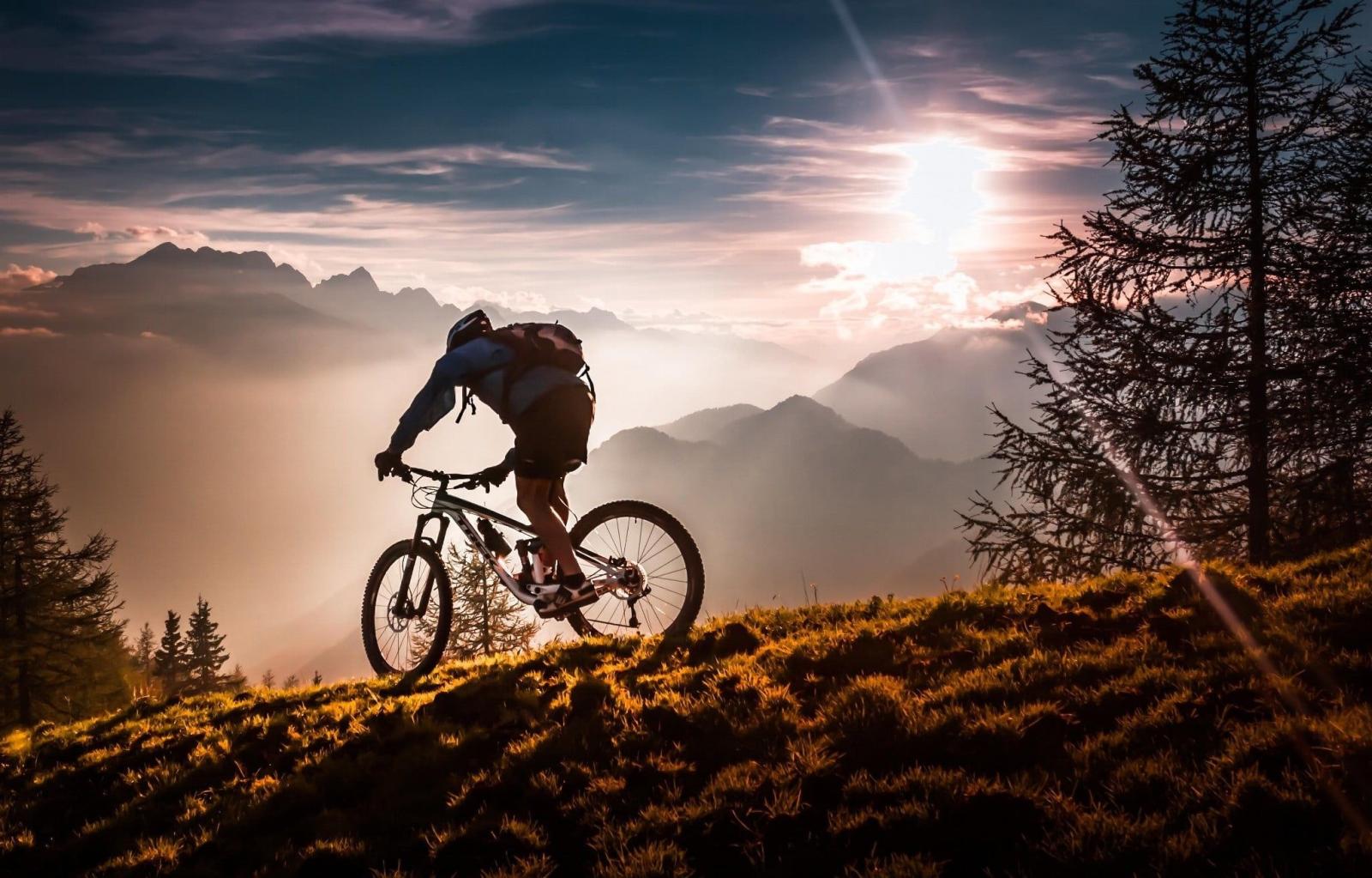 2048x1310 Cycling Mountain Bike Wallpapers (65