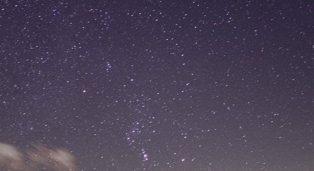 640x1385 A cold night iPhone X Wallpapers