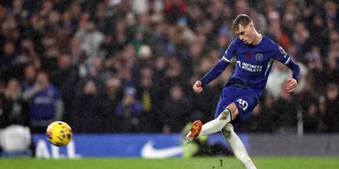 1200x809 Chelsea and Cole Palmer offer glimpse