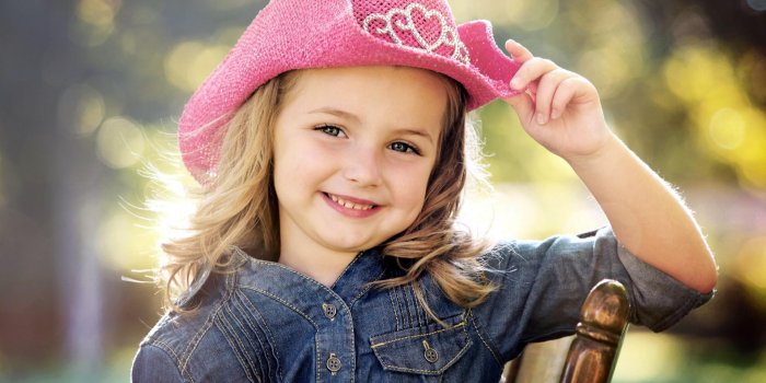 1920x1080 Lovely Baby Girl Wallpaper HD Free Download