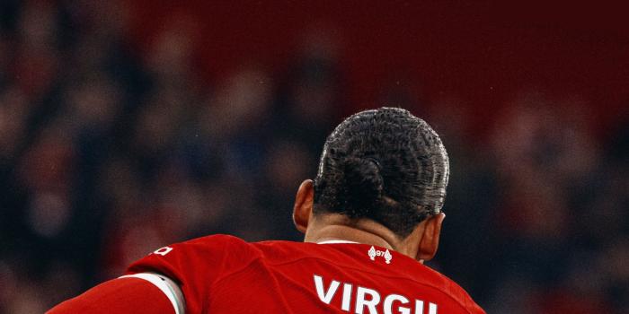 1892x4096 Mo Salah #LIVBRE https