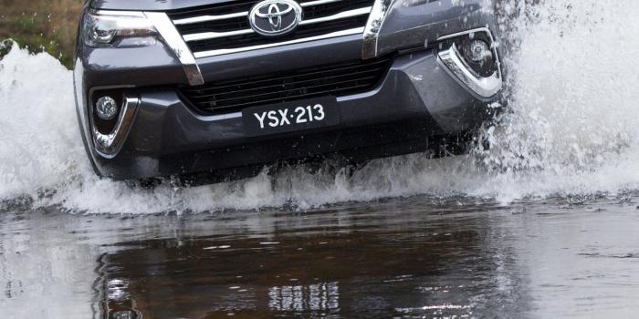 1284x2778 toyota fortuner iPhone Wallpapers