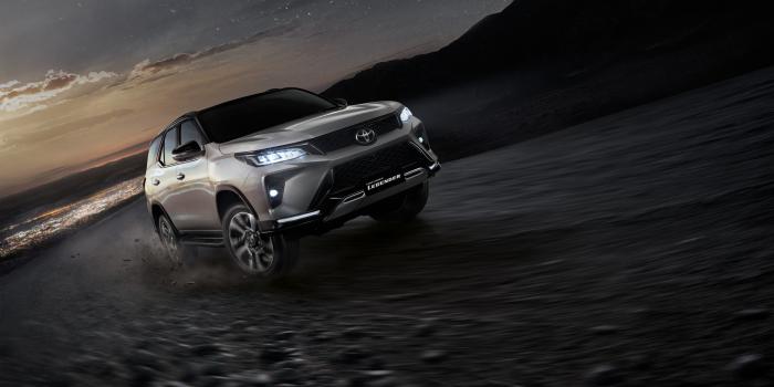 2560x1440 Toyota Fortuner Legender 2020 4K